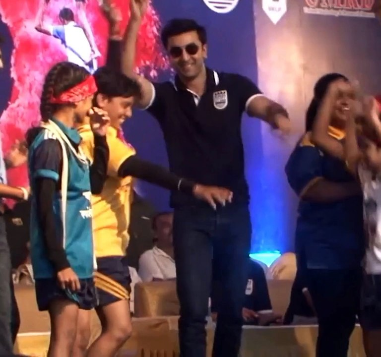 Ranbir Kapoor ki dahi handi!! Happy Janmashtami￼￼ All the dahi fell on him and he.