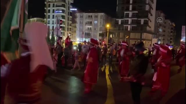 30 Ağustos Zafer Bayramı dolayısıyla fener alayı düzenlendi