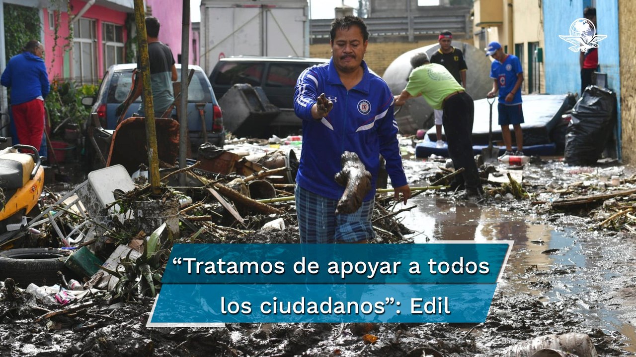 Vecinos de Ecatepec bloquean Circuito Exterior Mexiquense; exigen ayuda tras inundaciones