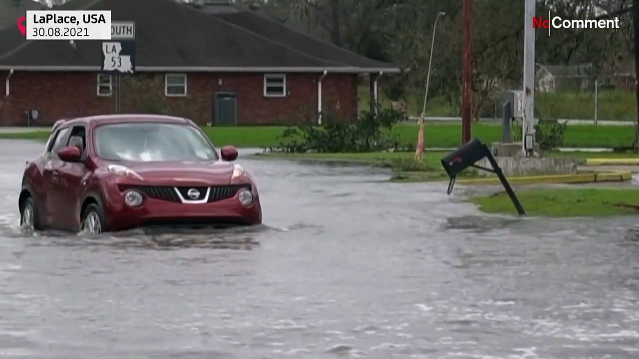 Hurricane Ida: flooded streets and destroyed ho...