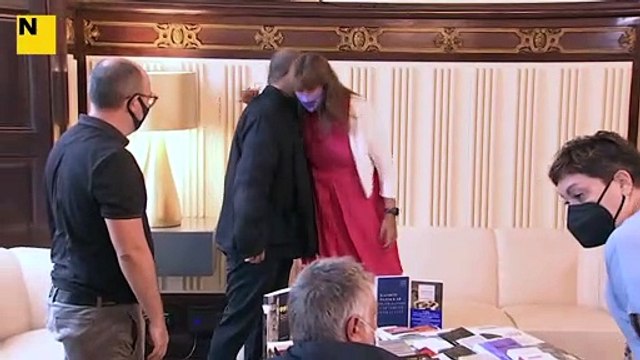 Laura Borràs reb 70 llibres