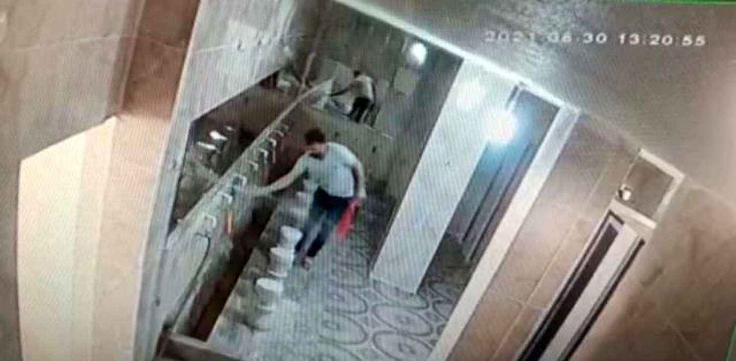 Son dakika haber: Batman'da cami musluklarını çalan hırsız kameraya takıldı