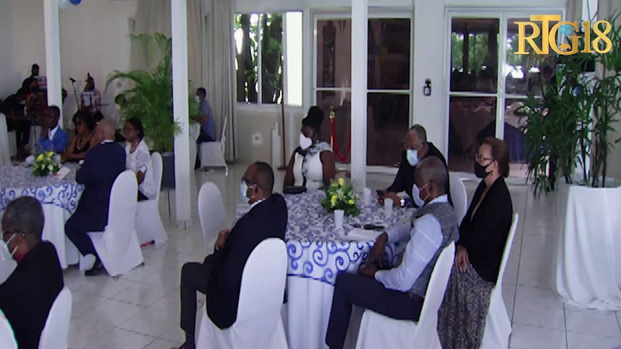 Rotary Club Pétion-Ville Sud, reyalize seremoni entwonizasyon nouvo komite 2021-2022.