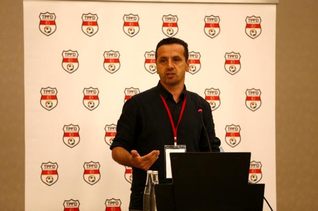 Saffet Akyüz: "TFF 3. Lig'de var olan 25 yaş sı...