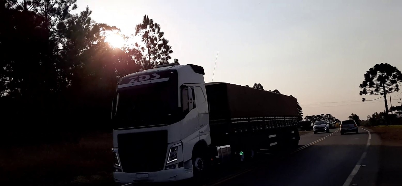 VOLVO FH 460 GLOBETROTTER I-SHIFT BRANCO CARRETA VANDERLÉIA LIBRELATO ECO+ GRANELEIRO 6 EIXOS ZDS