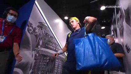 Improbable : Holger Rune est entré sur le court Arthur-Ashe avec... un sac IKEA
