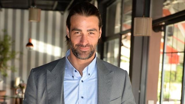 Sarp Levendoğlu, kendisinden 15 yaş küçük Naz Çağla Irmak'la aşk yaşamaya başladı