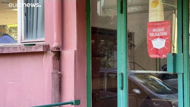 Они бежали от Талибана : первые афганские беженцы прибыли в Лион