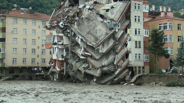 Geçtiğimiz günlerde felaketi yaşayan Batı Karadeniz için Meteoroloji'den sel uyarısı! Gece yarısı etkili olacak