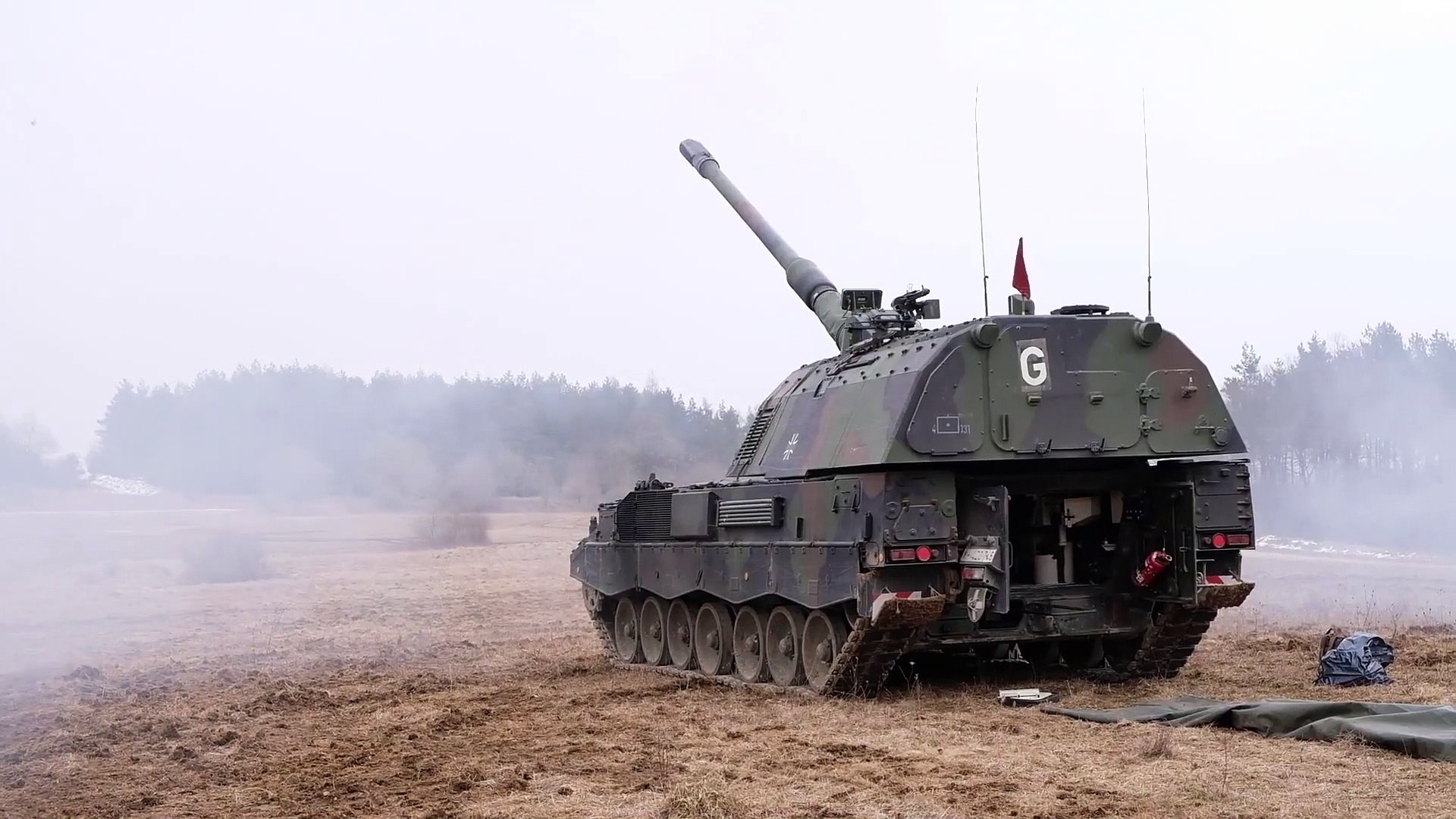 Massive German Howitzers • Live Fire Operation Germany