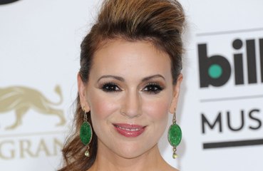 Alyssa Milano : après un grave accident de la route, son oncle sortira bientôt de l'hôpital