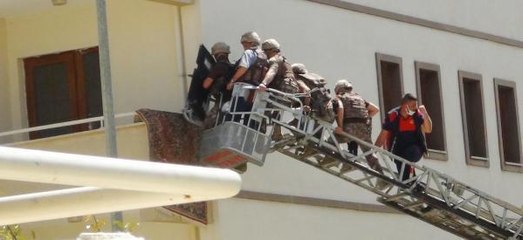 Çifte cinayet şüphelisi film gibi operasyonla yakalandı