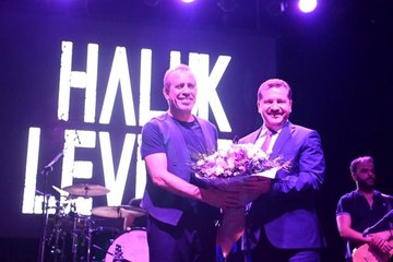 Balıkesir'de Haluk Levent rüzgarı esti