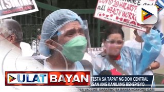 Grupo ng healthcare workers, nagkilos-protesta sa tapat ng DOH central office para muling ipanawagan ang kanilang benepisyo; Palasyo, muling binigyang-diin na matagal nang nailabas ang pondo para sa SRA ng health workers