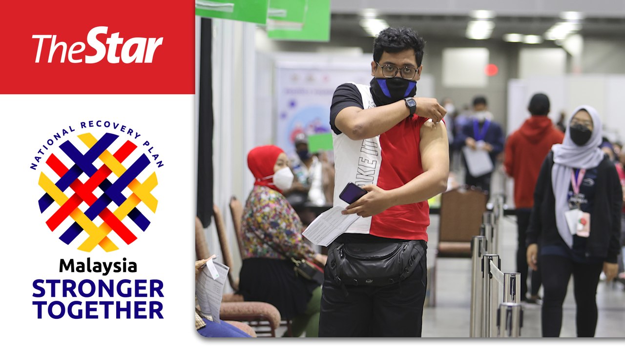 Khairy: Govt studying need for Covid booster shots