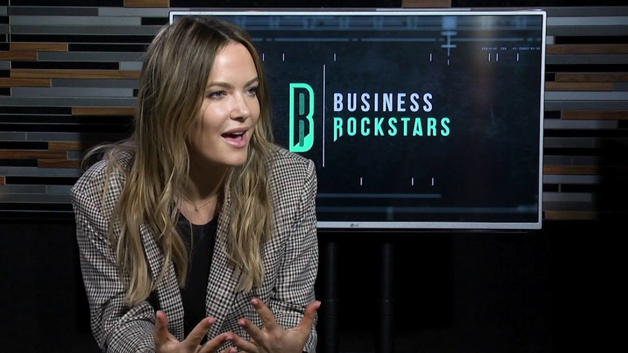 How This Founder Started an Influencer-Based Digital Business Right Out of College