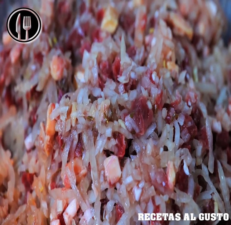 Pan Relleno De Carne Tradicional