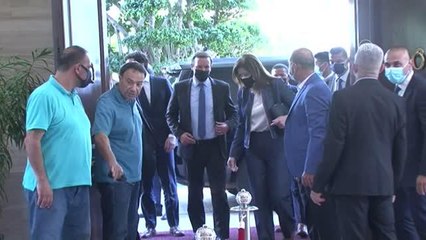 ABD'li Senatör Murphy, ülkesinin Lübnan'daki yakıt krizini çözmeye çalıştığını söyledi