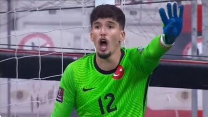 Karadağ'ın kullandığı serbest vuruşta Altay'ın bağırmaktan boğazı yırtıldı ama takım arkadaşları dinlemedi! Bedeli ağır oldu