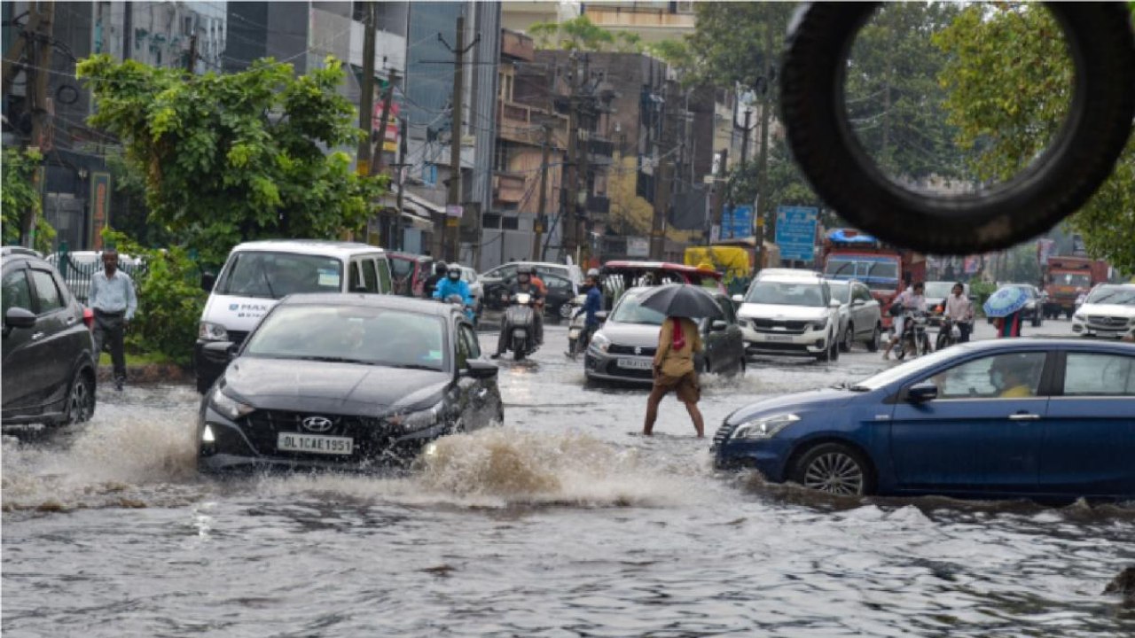Heavy rainfall batters city, Watch this report