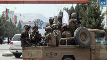 Taliban fighters carry out parade in Kandhar city