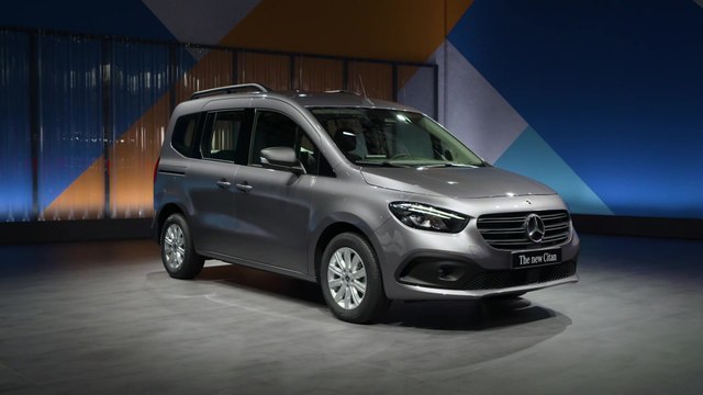 The new Mercedes-Benz CITAN Tourer Prototype Exterior Design in Chromite grey