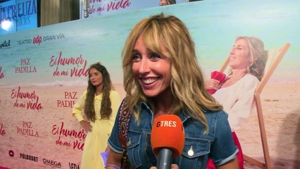 Emma García lanza una pullita a Paz Padilla durante el estreno de su obra. GTRES