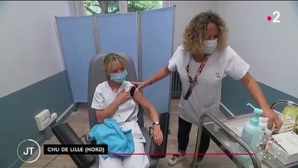 Covid-19 : ces soignants réfractaires qui se font vacciner à contre-cœur