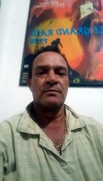 Mon coeur de père saigne : Un père accuse le vaccin anti-covid d'être responsable du décès de sa fille