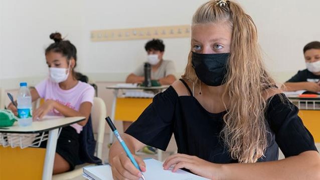 Son Dakika: Yeni eğitim yılında ilk dönem ara tatili 15-19 Kasım tarihleri arasında, yarıl tatili ise 24 Ocak-4 Şubat arasında yapılacak