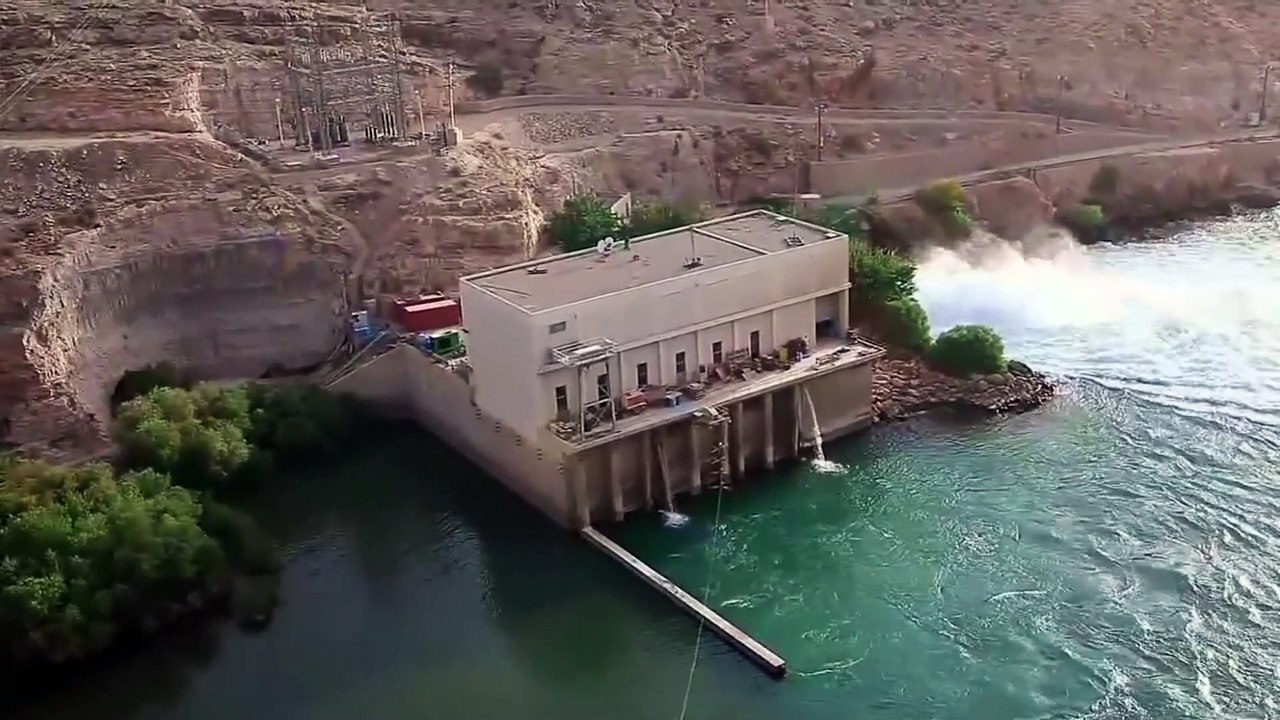 Marines Fight Taliban