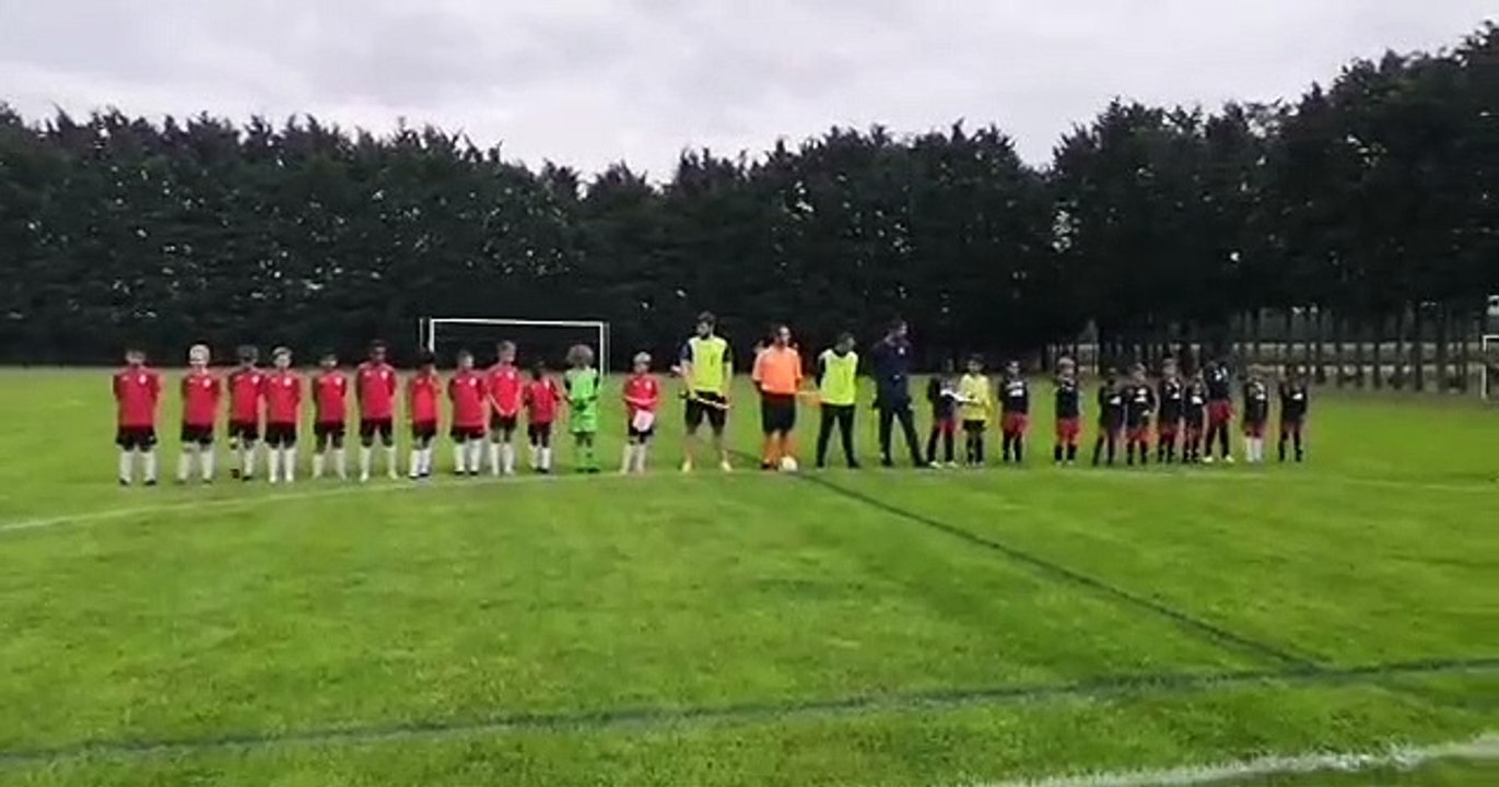 Présentation des équipes et Hymnes avant match FC Guignes - Manhattan Kickers