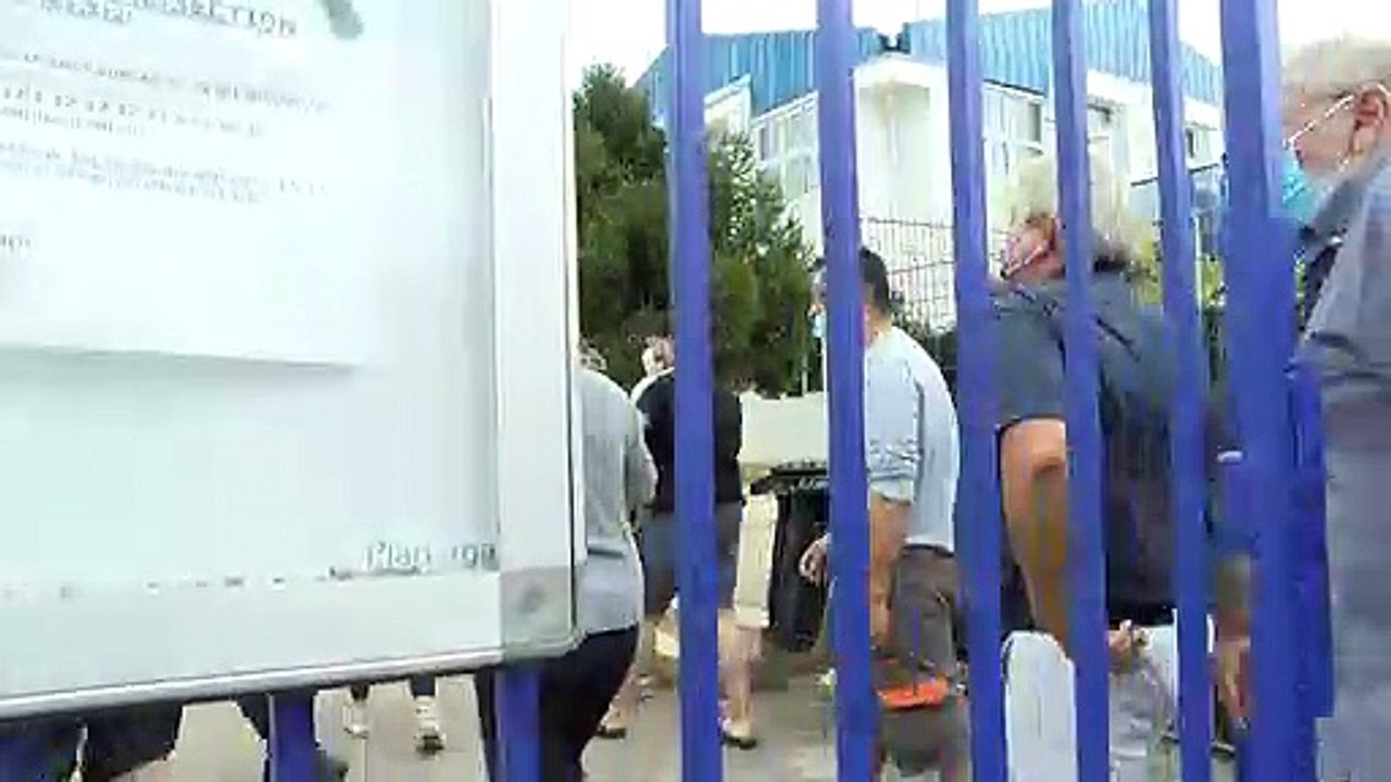 Philippe Pomar 1er adjoint et délégué à l'éducation et aux affaires scolaires à Fos