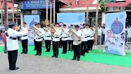 कोलकाता पुलिस ने कुछ इस तरह मनाया पुलिस-दिवस