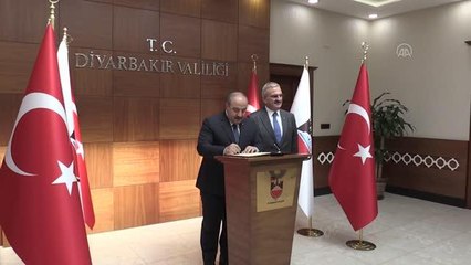 DİYARBAKIR - Türkiye'nin en büyük entegre yem fabrikasının temeli atıldı