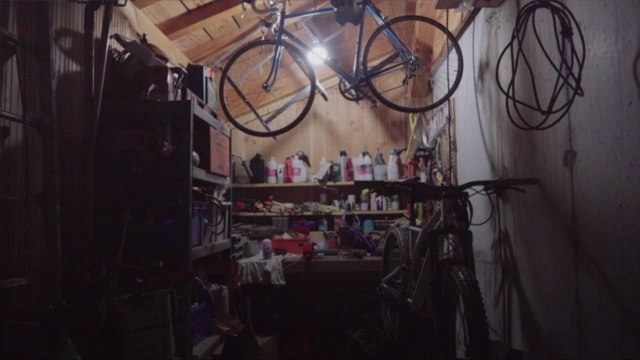 How To Incorporate a Garage Seamlessly into Your Home's Design