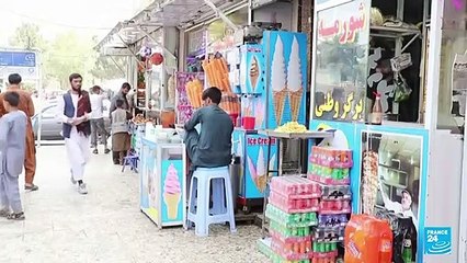 La economía de Afganistán podría contraerse un 9,7% este año y por lo menos un 5,2% para 2022