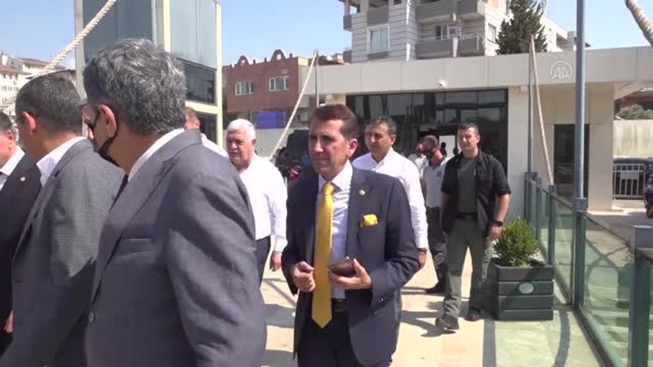 CHP Grup Başkanvekili Özel, yeni anayasa çalışmalarıyla ilgili konuştu