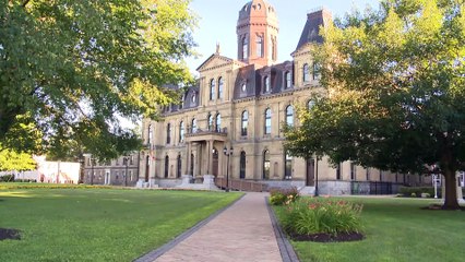 Améliorer les services dans les foyers de soins