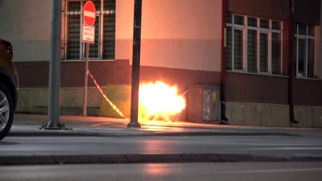 Trafik Şube Müdürlüğü binası önüne bırakılan çanta fünyeyle patlatıldı