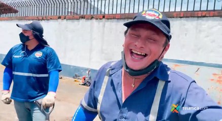 LIVE: Reconocido cantante trabaja ahora con carretillo y escoba por culpa de pandemia - Jueves 02 Setiembre 2021