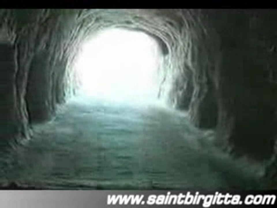 Scary_Ghost_spirit_in_a_tunnel_on_camera