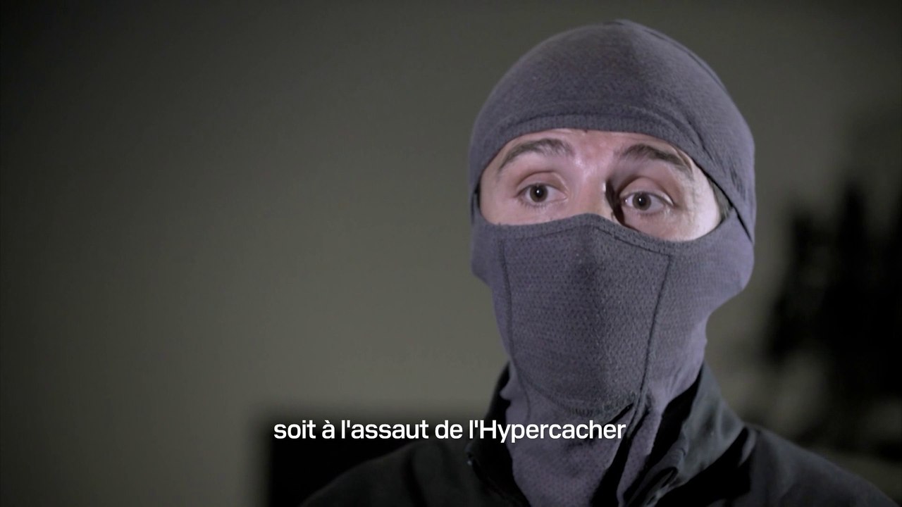 Dans la nuit du 17 au 18 novembre 2015, le Raid se dirige vers la planque de Saint-Denis: découvrez un extrait de "La Traque du siècle", nouvelle série documentaire consacrée aux attentats du 13 novembre