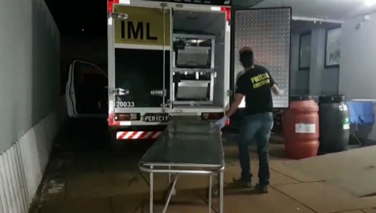 Corpo de Fabio Custodio da Silva, vítima de hom...