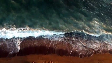 Soothing Relaxation of waves - Peaceful Music