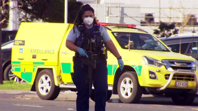 Késeléses merénylet volt Új-Zélandon, a támadót lelőtték a rendőrök