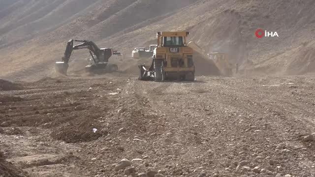 Van Valisi Mehmet Emin Bilmez: Türkiye'nin en güzel bisiklet yolu Van Gölü sahilinde yapılıyor