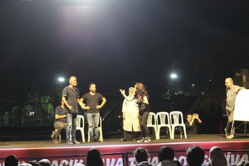 AÇIK HAVADA TİYATRO FESTİVALİ: MAHŞER-İ CÜMBÜŞ SAHNE ALDI