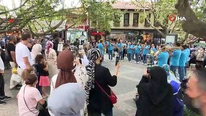 Bursa’nın tarihi mekanlarında müzik sürprizi