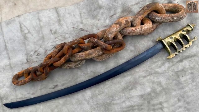 Forging a Trench Katana out of Rusted Iron Chain